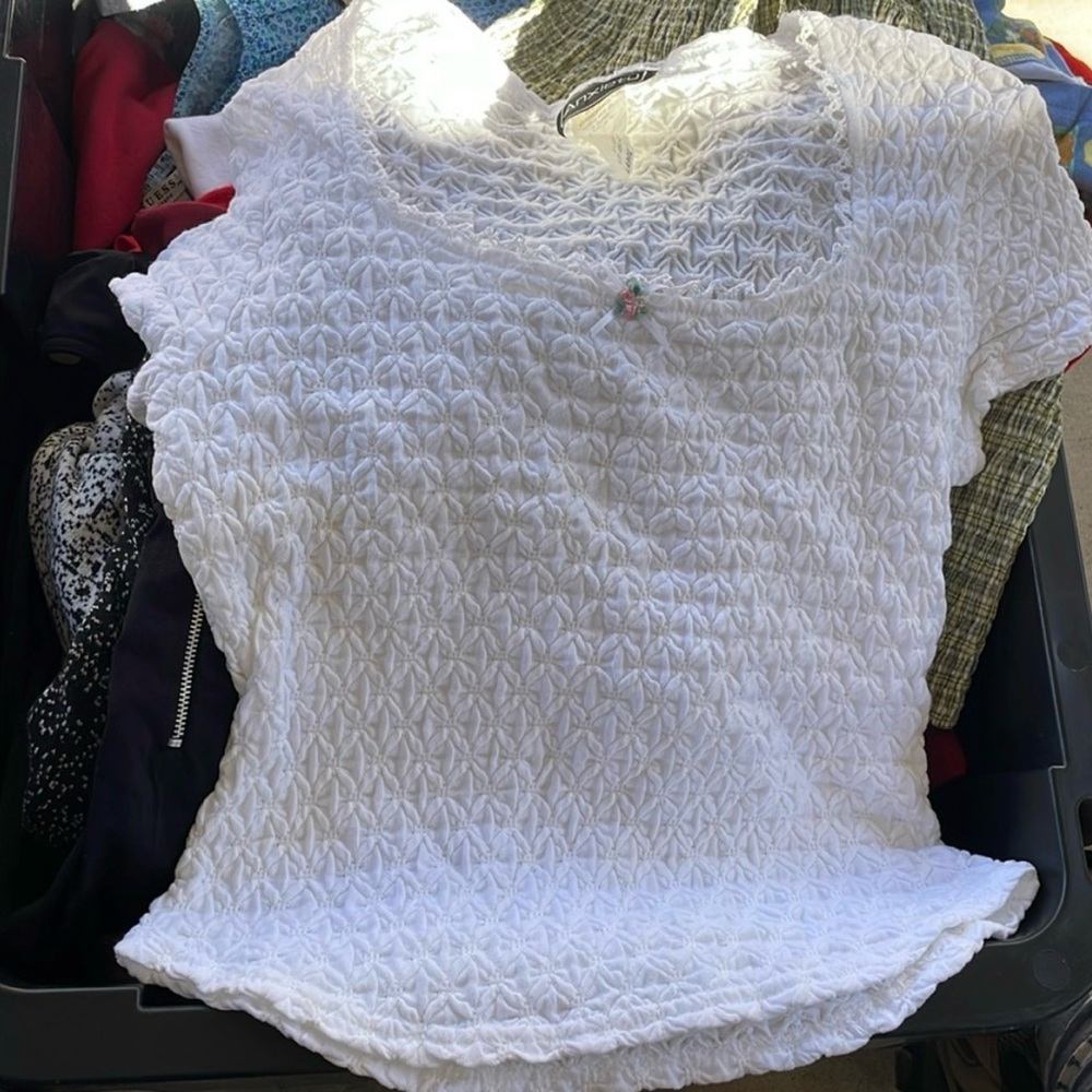 Elegant White Textured Women's Top